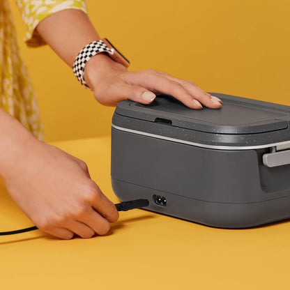 Crock-Pot 28-Ounce Mini Electric Heated Lunch Box, Portable Food Warmer, Perfect for Travel, Car, On-the-Go, Keeps Food Warm, Spill-Free, Dishwasher-Safe, Ideal Gift for Men and Women, Gray